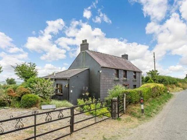 House for sale in Clarbeston Road, Wales