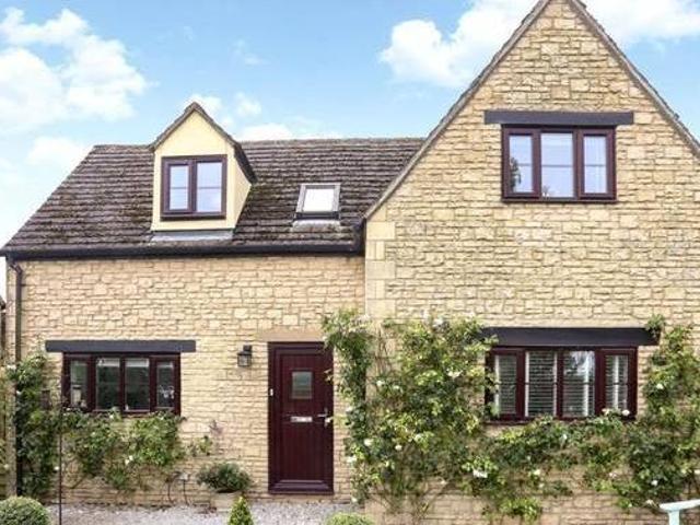 House for sale in Gloucestershire