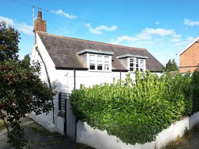 House for sale in Lyons, Greater London