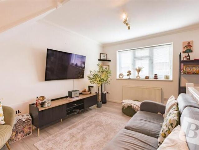 Farm for sale in Hornchurch, Greater London