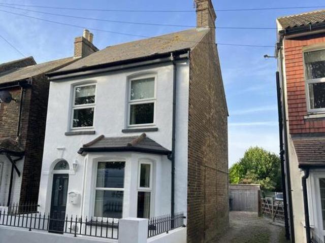 House for sale in Ash, Kent