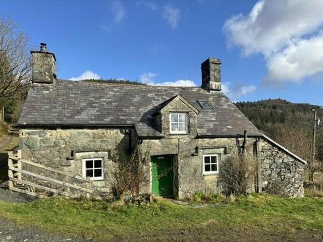 House for sale in Dolgellau, Wales