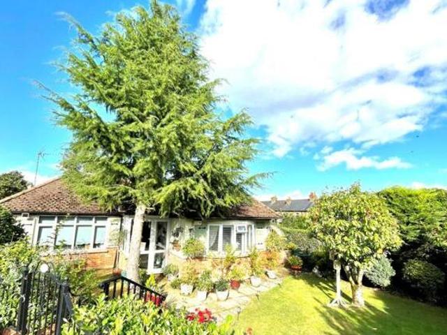 House for sale in Ripley Springs, Row Town