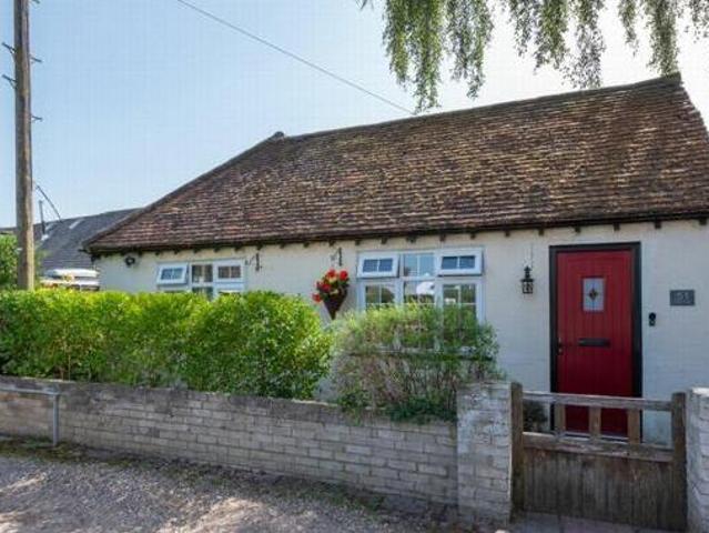 House for sale in Farnborough, Hampshire