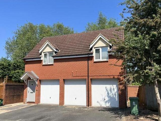 House for sale in Gloucester, Gloucestershire