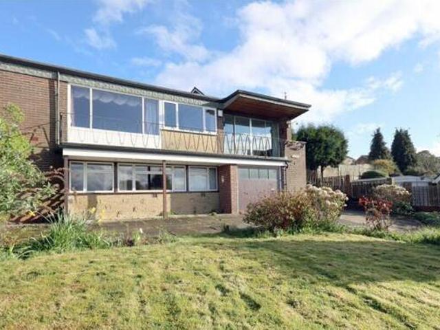 House for sale in Heckmondwike, West Yorkshire