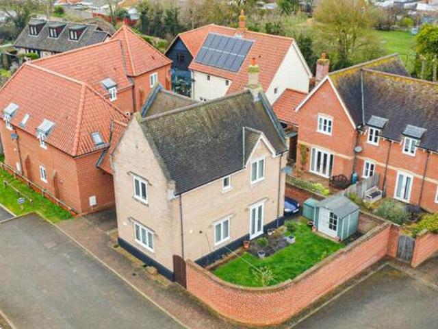 House for sale in Key Street, Suffolk