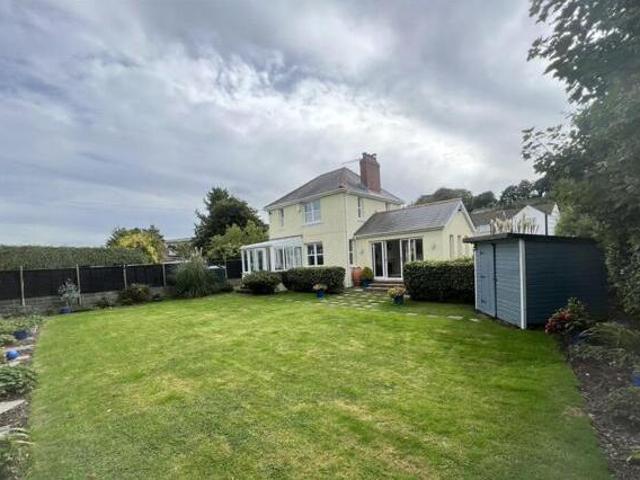 House for sale in Newcastle Emlyn, Sir Gaerfyrddin / Carmarthenshire