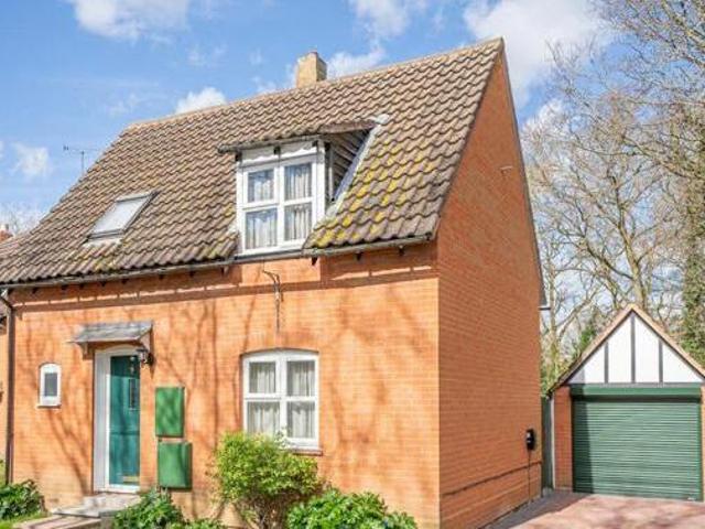 House for sale in Noak Hill, Noak Bridge