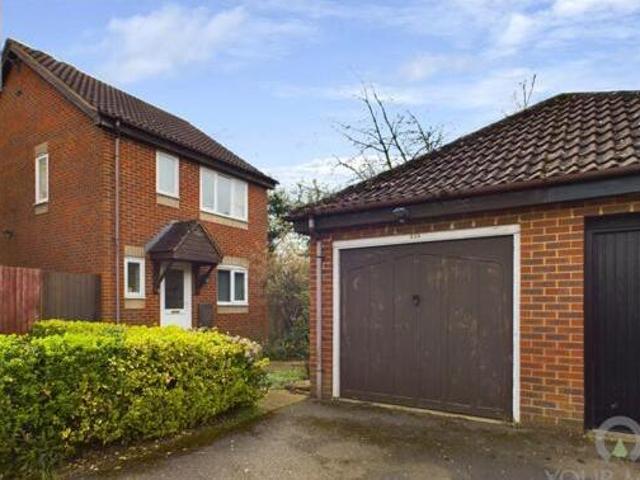 House for sale in Northampton, Northamptonshire