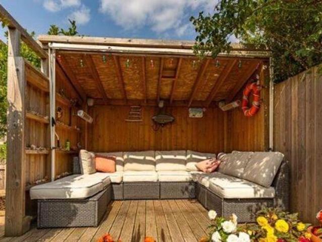 Farm for sale in Hengistbury Head, Bournemouth