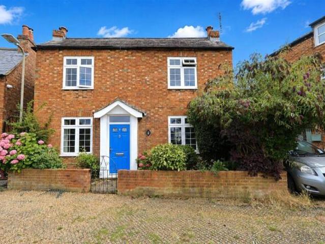 Farm for sale in Newport Pagnell
