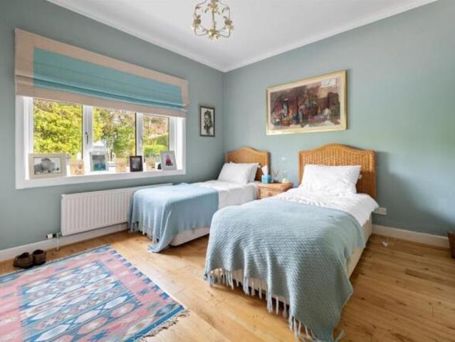 Farm for sale in Whitecraigs, Giffnock