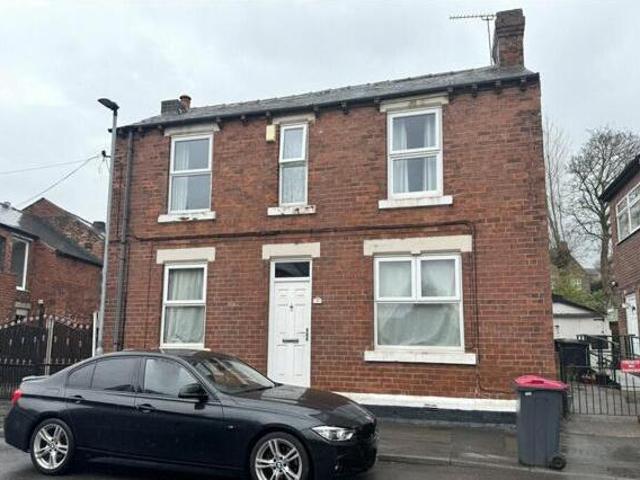 House for sale in Treeton, South Yorkshire