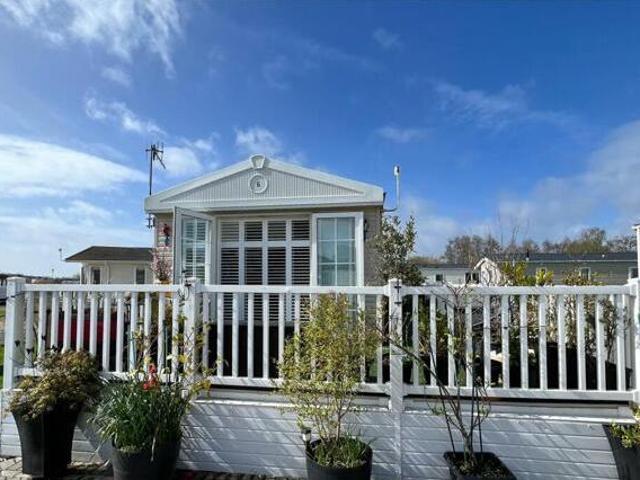 House for sale in Littlecote, West Sussex