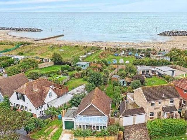 House for rent in West Sussex