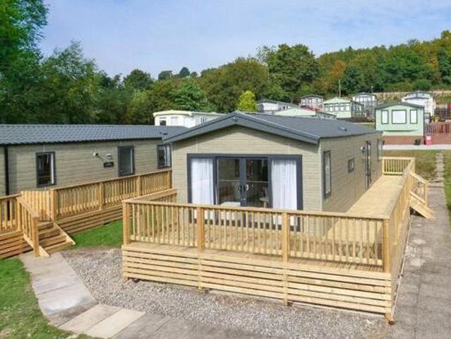 House for sale in West Yorkshire