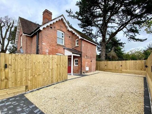 House for sale in Frankwell