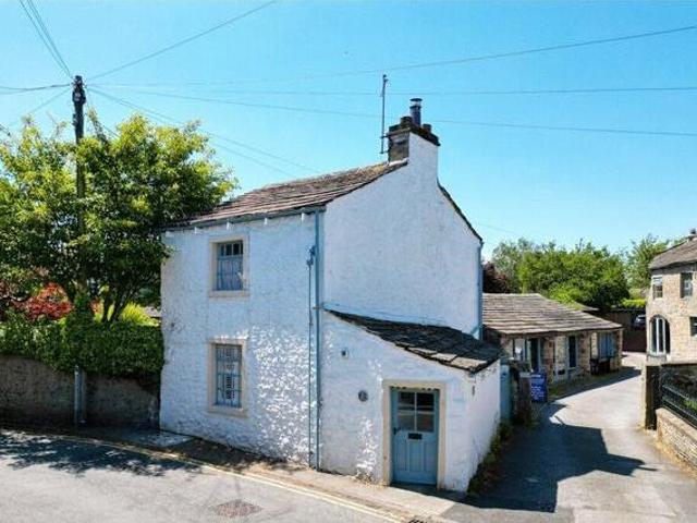 House for sale in Skipton, North Yorkshire
