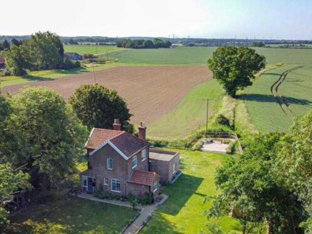 House for sale in Bedingfield, Suffolk