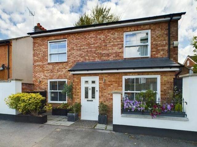 House for sale in Row Town, Surrey