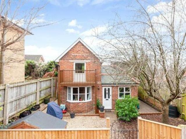 House for sale in The Slade, Oxfordshire