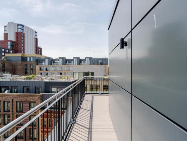 Flat for sale in Feckenham, City Of Bristol