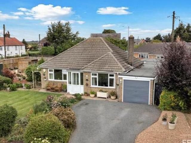 House for sale in Hampton Green, Cambridgeshire