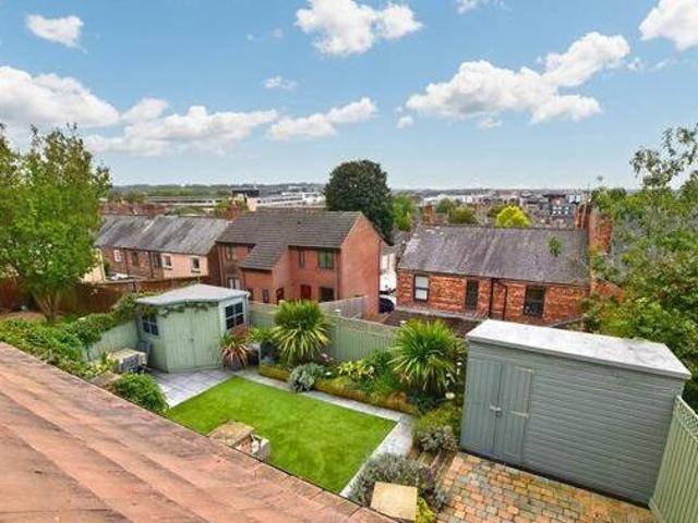 House for sale in New Boultham, Brayford