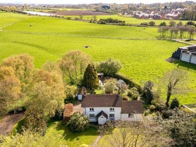 House for sale in Lyons, Greater London