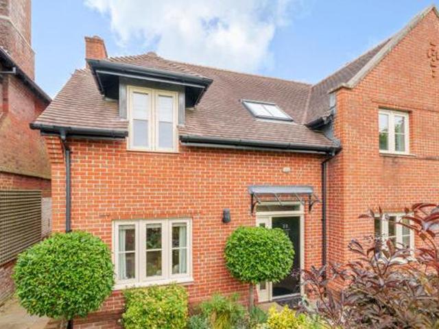 House for sale in Hampshire