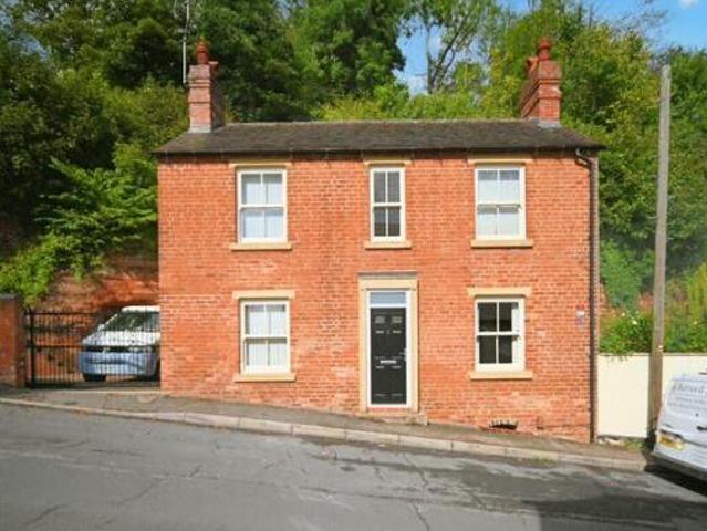 House for sale in Tettenhall, West Midlands
