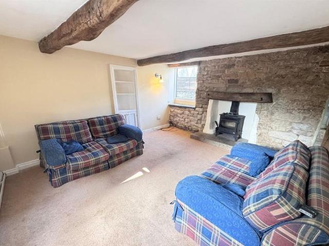 House for rent in Charlesworth, East Midlands