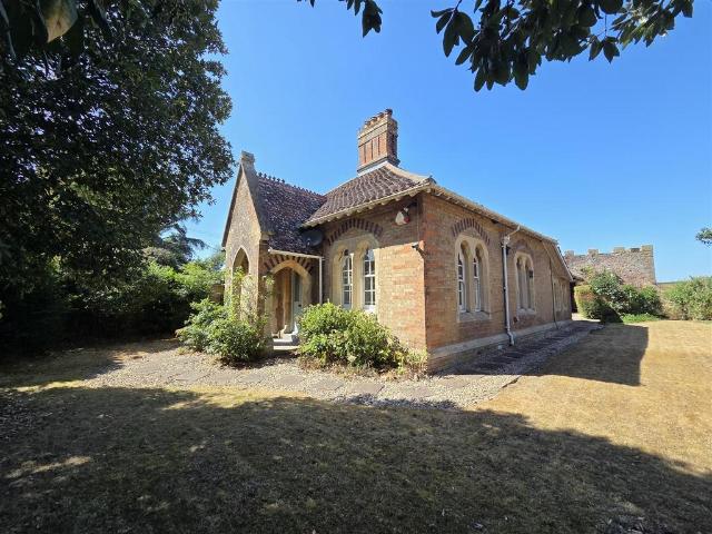 House for rent in Heathfield, Oake