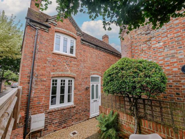 House for rent in Berrick Salome, Oxfordshire