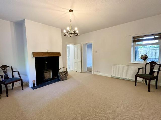 House for rent in Scholes, Leeds