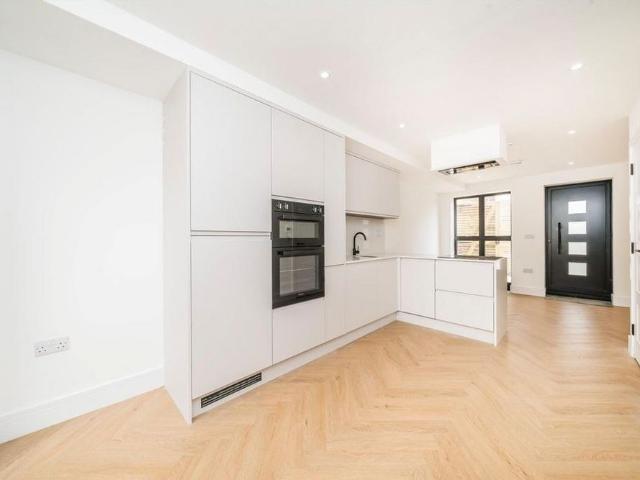 House for rent in Surbiton, Greater London