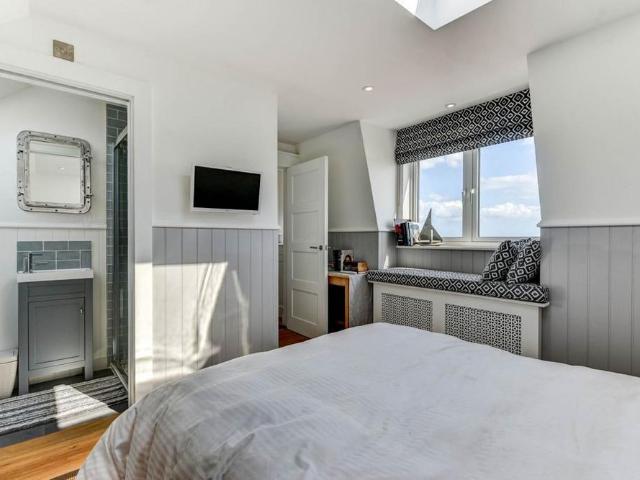 House for rent in Fishersgate, West Sussex