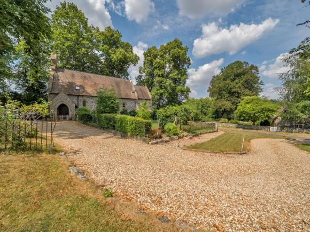 House for rent in Easton Royal, Wiltshire