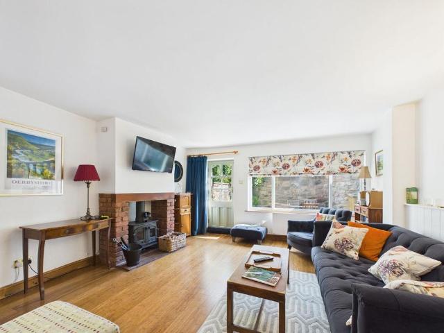 House for rent in Froggatt, East Midlands