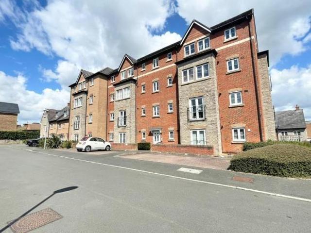 House for rent in Lakeside, Rodbourne