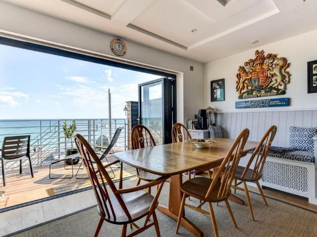 House for rent in Fishersgate, West Sussex