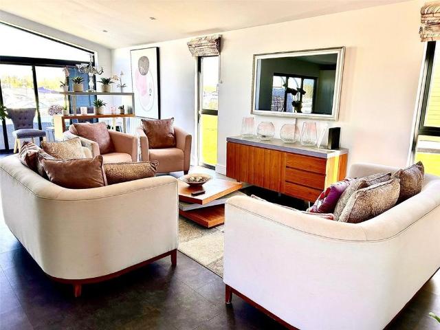 House for rent in Clewer Village, Windsor