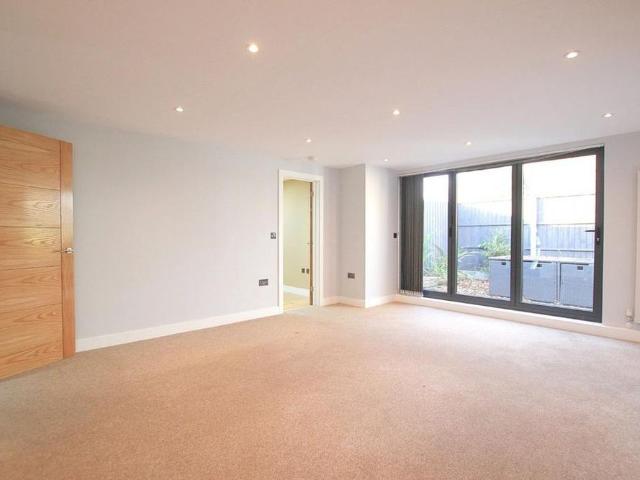 House for rent in St Clements, Worcester