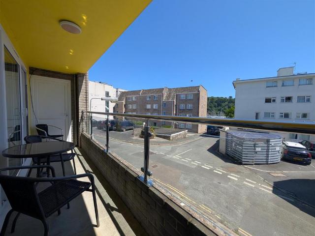 House for rent in Strode, Devon