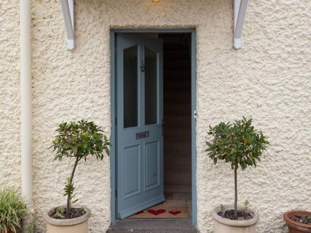 House for rent in Penweathers, Cornwall