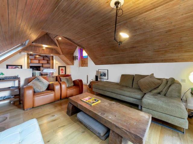 House for rent in Muswell Hill, Greater London