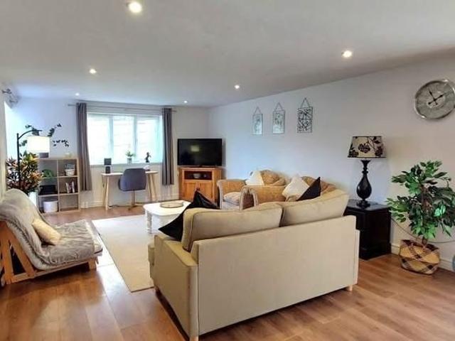 House for rent in Trewen