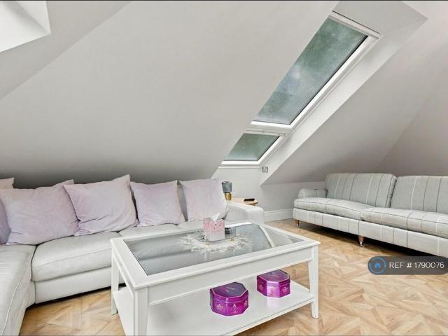 House for rent in Barwick in Elmet, Leeds