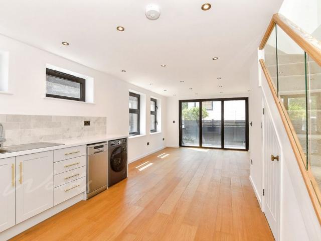 House for rent in Cranbrook & Sissinghurst, Sandown Park